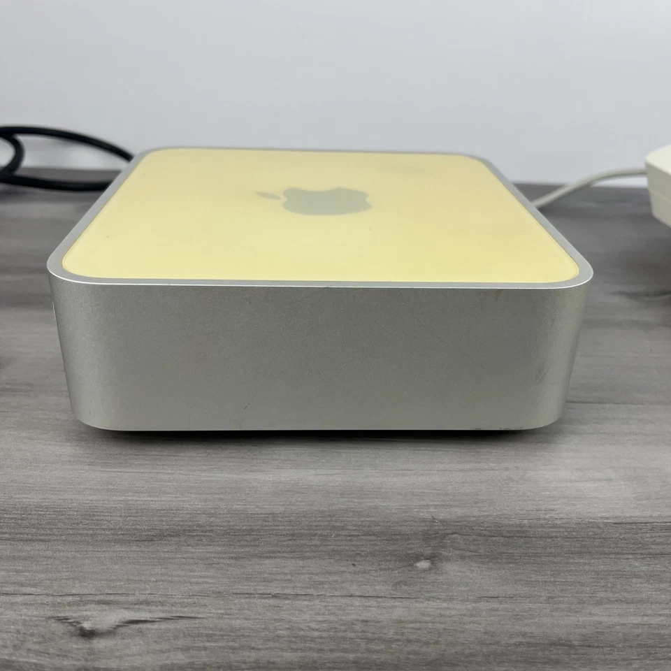 Apple Mac Mini G4 PowerPC 1.42GHZ CPU 1 Gb RAM 111Gb Hard Drive W/ Power & DVI - Image 4 of 4