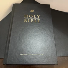 ESV Premium Pew and Worship Bible (Hardcover, Black) by Not Available (2018,...