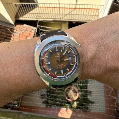 Herren Uhr Lip Super Nautic Ski 42Mm 1972 Cal R184 Ref 60.592 Elektromechanisch