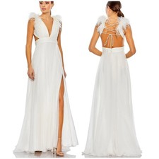 Mac Duggal NWT White Plunge Neck Ostrich Feather Lace-up Chiffon Gown Size 6