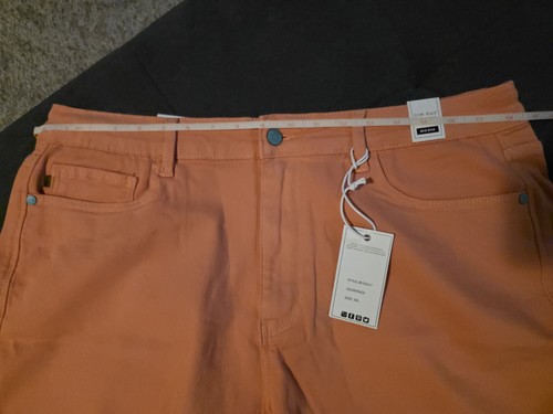 Judy Blue Mid Rise Jeansshorts Damen 3XL ausgefranster Saum pfirsichfarben stückgefärbt NEU - Bild 4 von 7