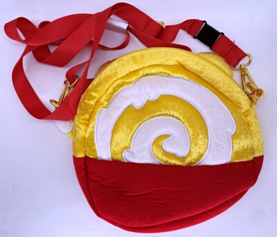 Disney Munchlings Winnie the Pooh Honey Cake Baked Treats Plush