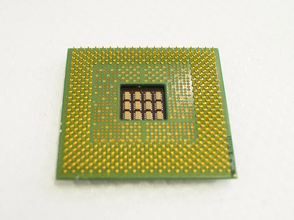 Intel Pentium 4 SL4WU 1.6GHz/256KB/400MHz Socket PGA423 CPU Processor - Image 3 of 4