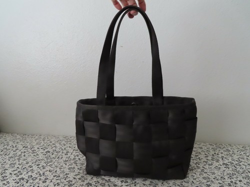 harveys original seatbelt bags