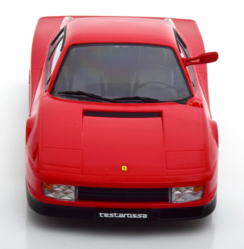 ポケール　Ferrari Testarossa 1/8スケールモデル Lot - A Ferrari Testarossa 1:8 scale die-cast metal and