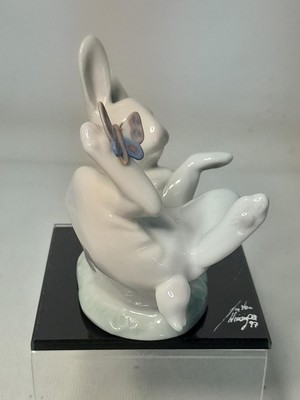 Lladro THAT TICKLES Figurine 3.2