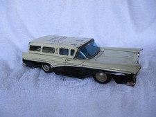 MITSUWA GANGU of JAPAN 1958 Ford Station Wagon POLICE DEPT. Tin Friction Car