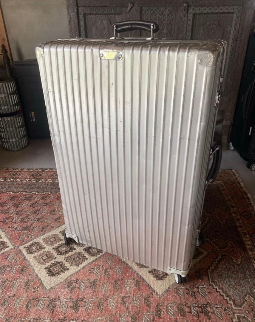 Rimowa Classic Flight 97L Silver 4-wheels Carry Case Suitcase