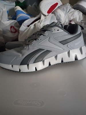 Size 11 - Reebok Zig Dynamica 4 Pure Grey