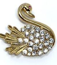 Rhinestone Crystal Swan Pin Brooch Good Tone Vintage