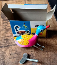 Ancien jouet, canard nageur,  Fer Blanc  - Moteur a clé - Boite - Fonctionne