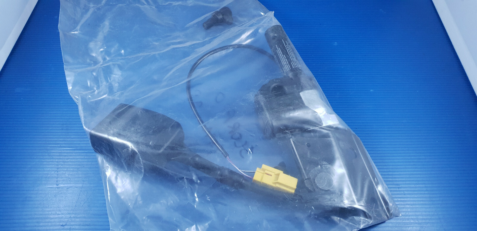 Pretensionneur boucle ceinture de securite Ford Scorpio MK2 pour restauration