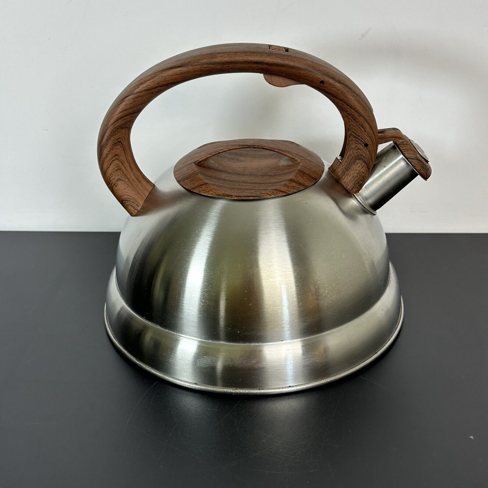 Foto 1 di 8