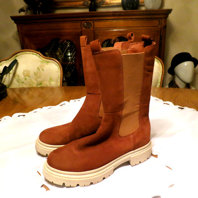 L'IDEA BY LORI COGNAC SUEDE TALL LUG SOLE CHELSEA BOOT sz 39