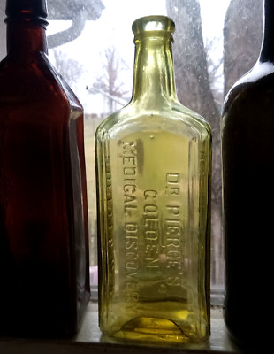 RARE YELLOW CITRON DR.PIERCES GOLDEN MEDICAL DISCOVERY BUFFALO 100 YR OLD BOTTLE