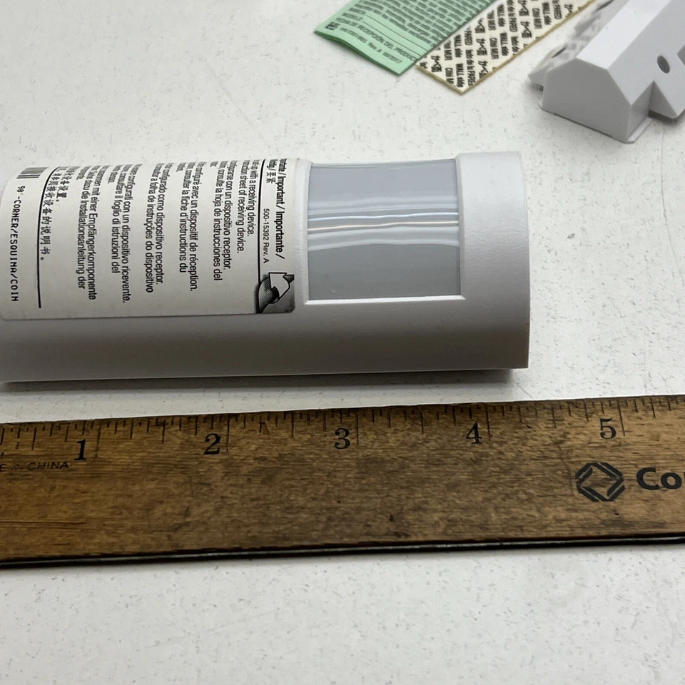 Lutron LRF2-VKLB-P-WH Corner Mount Infrared Wireless VACANCY Sensor 3V - Image 3 of 4