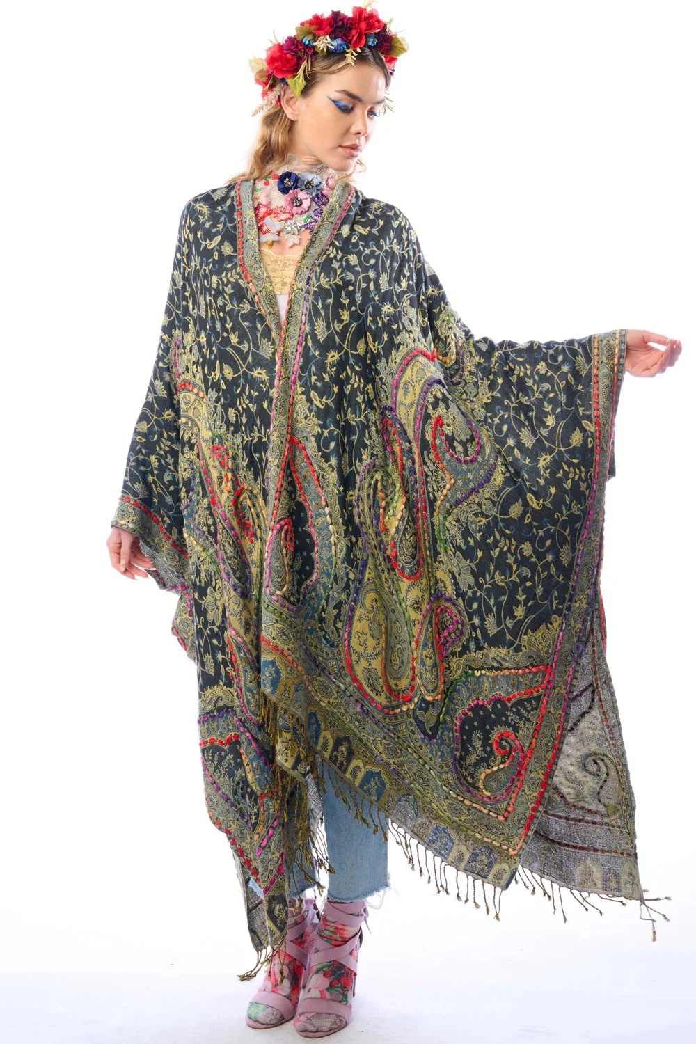 ARATTA PONCHO Shawl Elexyia Reversible Cover Up Top One Size NWT
Opens in a new window or tab
