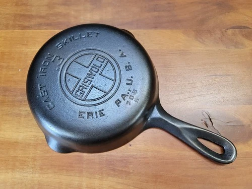 Griswold Cast Iron #3 Large Logo Smooth Bottom Skillet RESTORED 709B