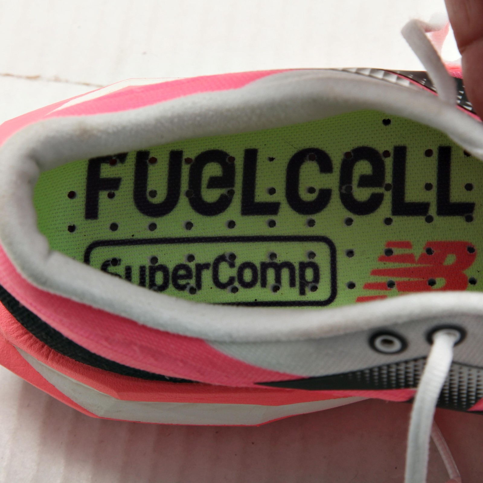 New Balance FuelCell SuperComp Elite V4 Shoes Mens Size 10 Pink Running MRCELCP4 thumbnail 19