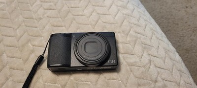 Ricoh Gr IIIx III 24.2MP Compact Digital Camera Black READ DESCRIPTION As-Is