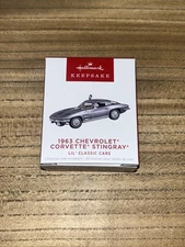 1963 Chevrolet Corvette Stingray Hallmark Keepsake Lil Classic Cars Ornament #2