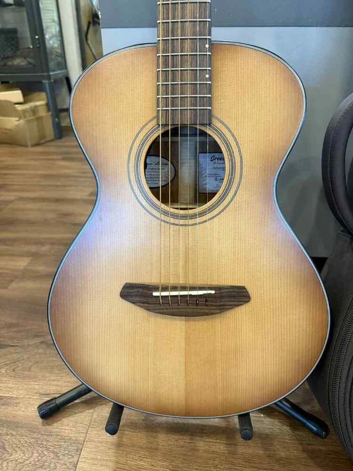 Breedlove Signature Companion медь E с чехлом SPB-TS 315125 - Изображение 2 из 4
