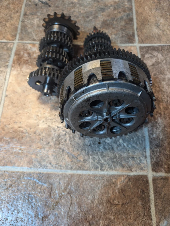 Yamaha XS400 1980 embrague transmisión piñón Foto 2 de 4