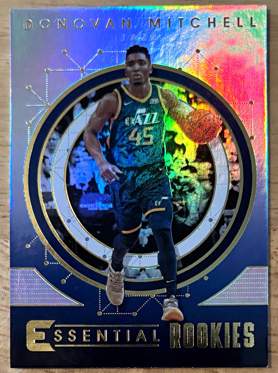 2017-18 Essentials Essential Rookies Donovan Mitchell RC #ER-39