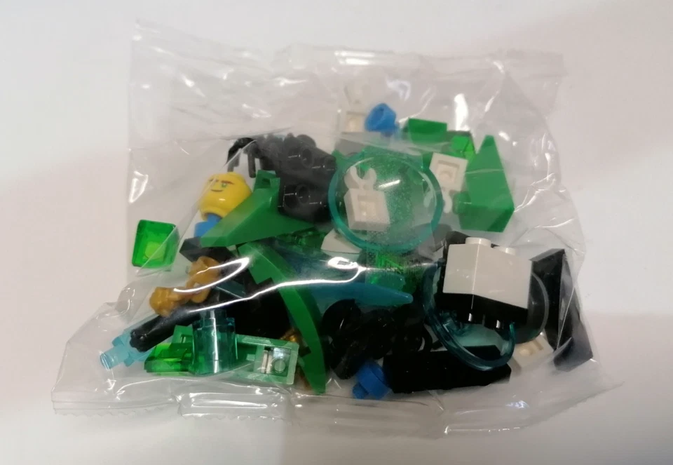LEGO Ninjago 70681 Spinjitzu Slam - Lloyd, photo 2 sur 5