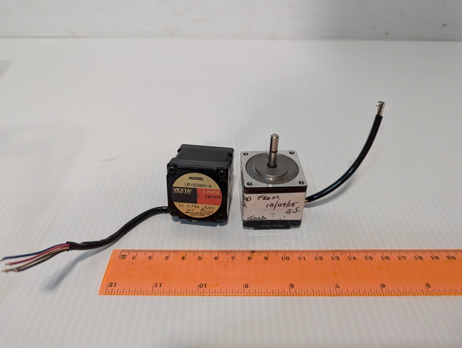 Vexta UPX534M-A Stepping Motor, DC, 5 Phase, 0.36 deg/step