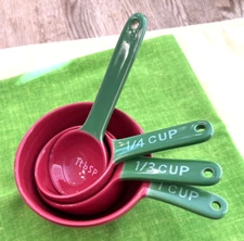 Measuring Cup Set Of 4 Red Pepper Shape 1 C - 1/4 Cup & 1 Tablespoon Tabasco?