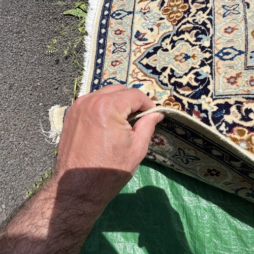 £3600 Fine Persiann Nainn hand made silk & wool rug 325 x 205 Cm Antique - Picture 8 of 10