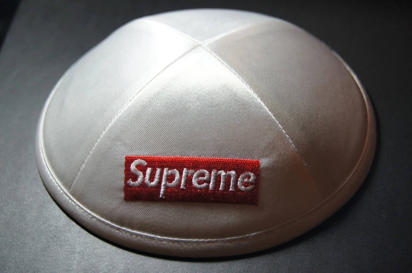 Supreme Yarmulke Yamaka White Satin Hat 6-Panel Camp Cap Box Logo