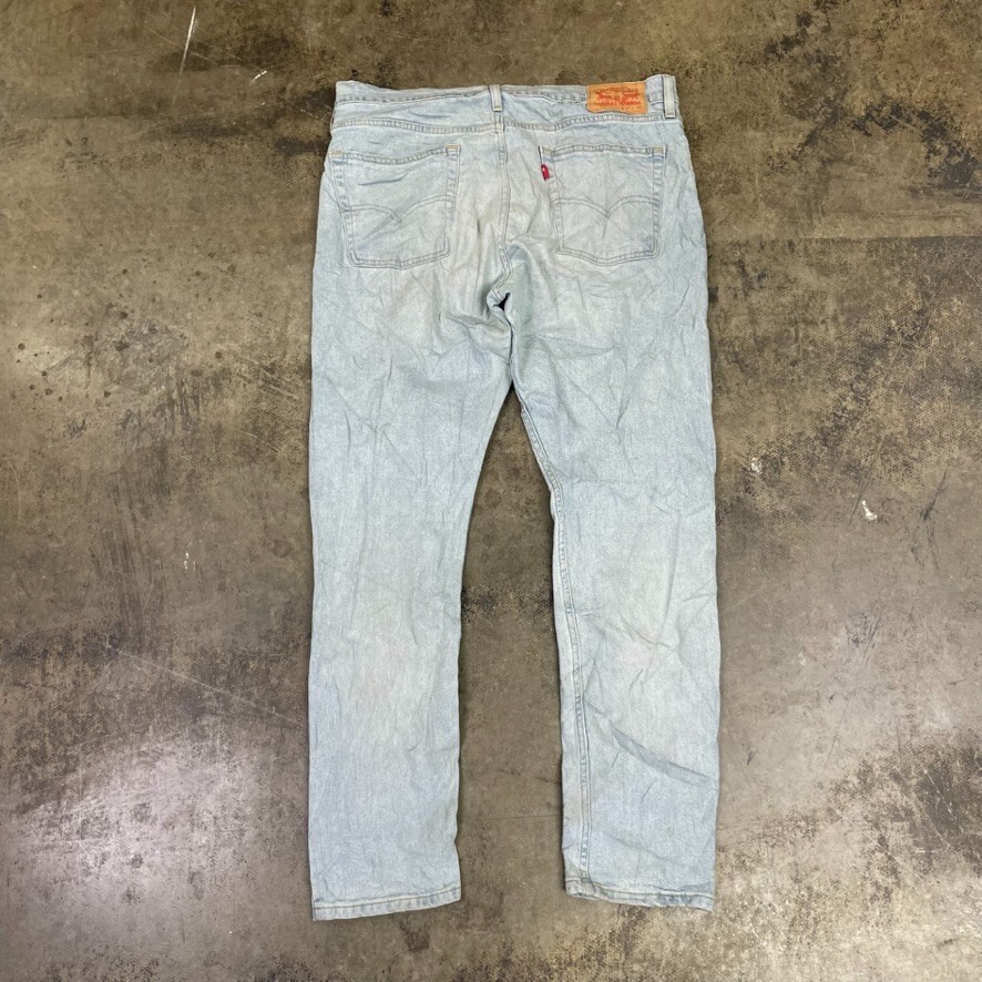 Jeans Vintage Levi's 510 Gris - Taille W30 L30 - Occasion Très Bon état - Coupe Droite Unisexe