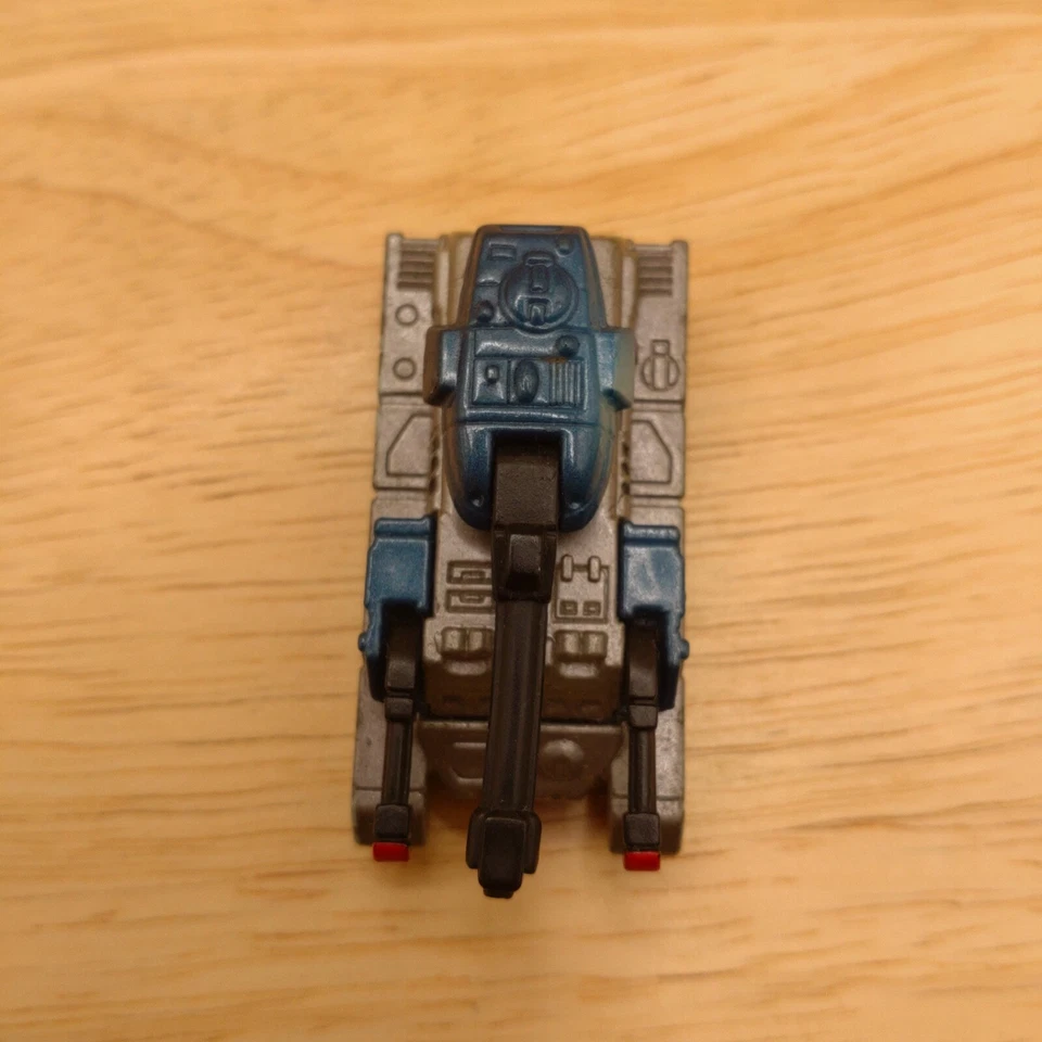 Galoob Micro Machines Puma Military Tank Fantasy Vehicle Blue Silver Miniature — 第 3/4 张图片