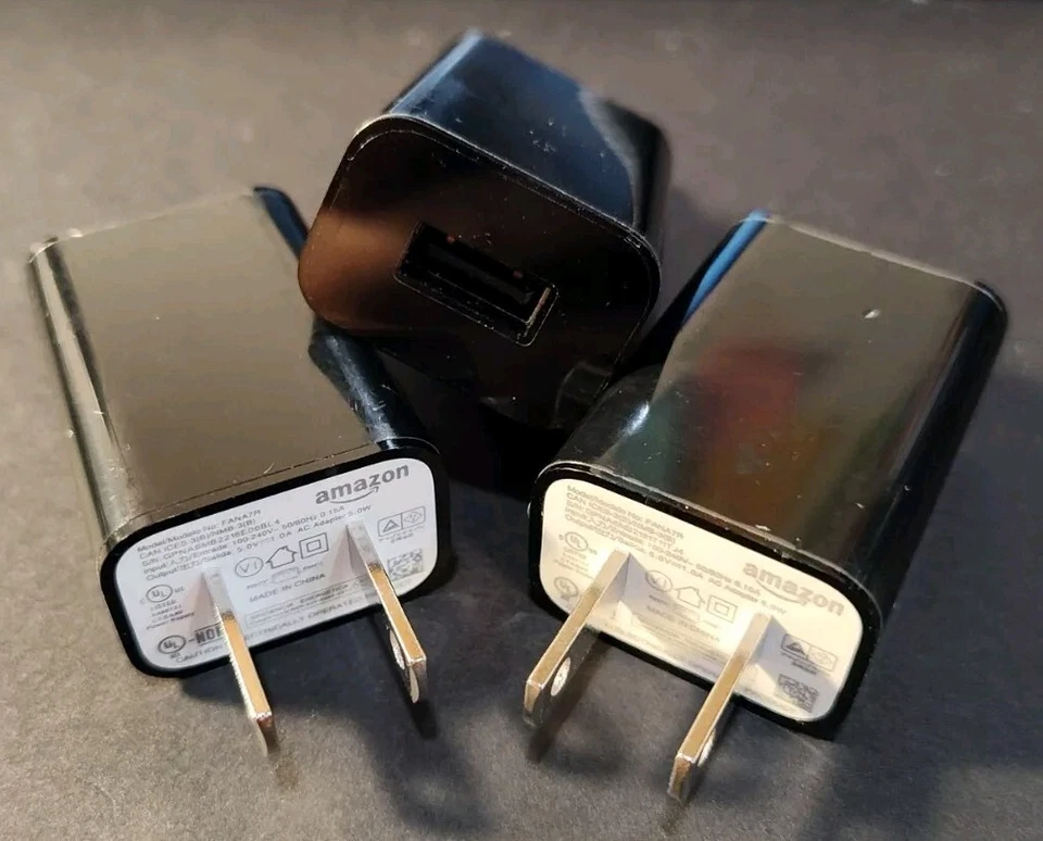 Pack Of 3 Amazon Original 5W 5V 1A USB Wall Charger FANA7R Black Kindle Fire NEW - Image 2 of 2