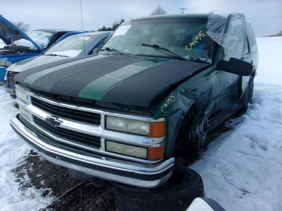 Used Engine Assembly fits: 1999 Chevrolet Tahoe 5.7L 8-350 VIN R 8th di Foto 2 de 4
