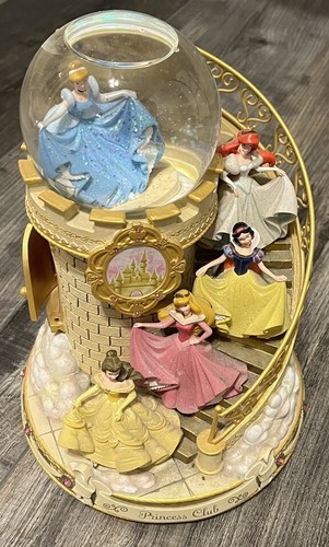Disney Princess Club The Happiest Celebration On Earth Music Box Snow Globe