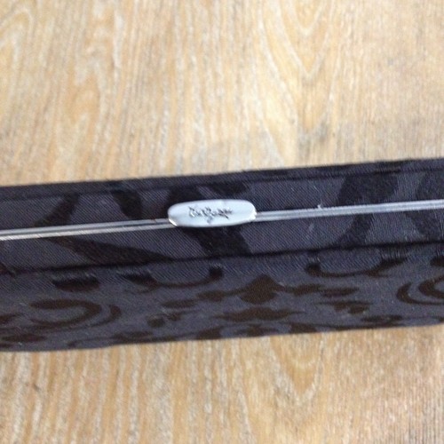 Thirty-One Custodia Rigida Portafoglio Nero Imbottito Organizzatore Clutch Chiusura a Scatto - Foto 3 di 10