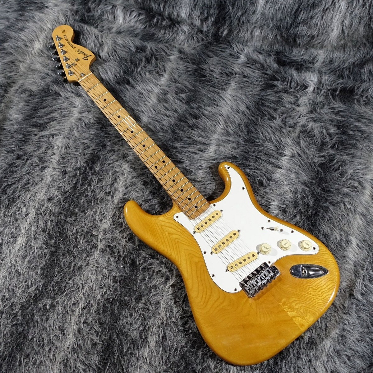 ギター FenderJapan STRATOCASTER ST72-55 CST-50M Fender Japan Stratocaster ST72-55 (CST-50M) 1980's Electric Guitar