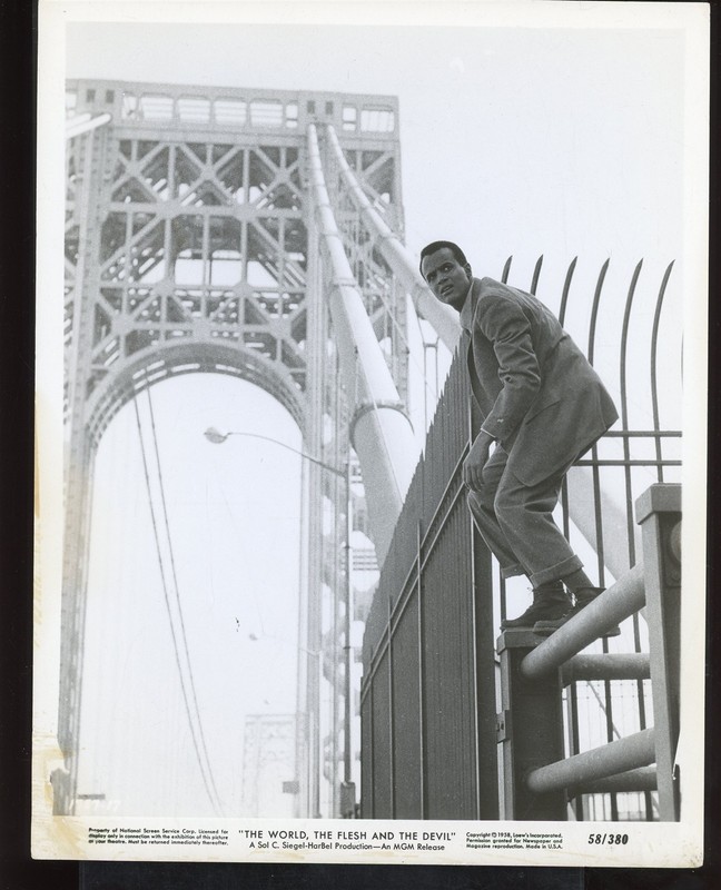 HARRY BELAFONTE in The WORLD, The FLESH & the DEVIL 1958 Dystopian Film Still vv