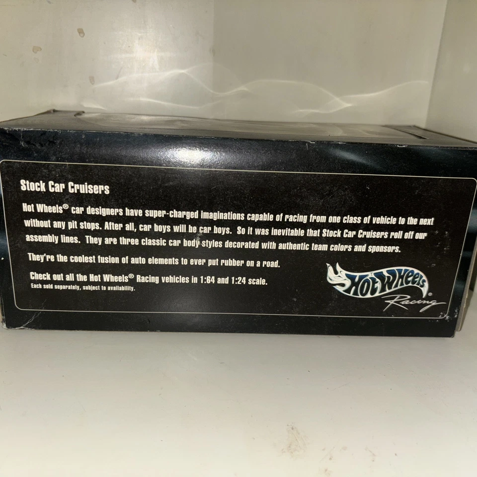 1/24 NascarStock Car Cruisers 2002, Ryan Newman Foto 2 de 2