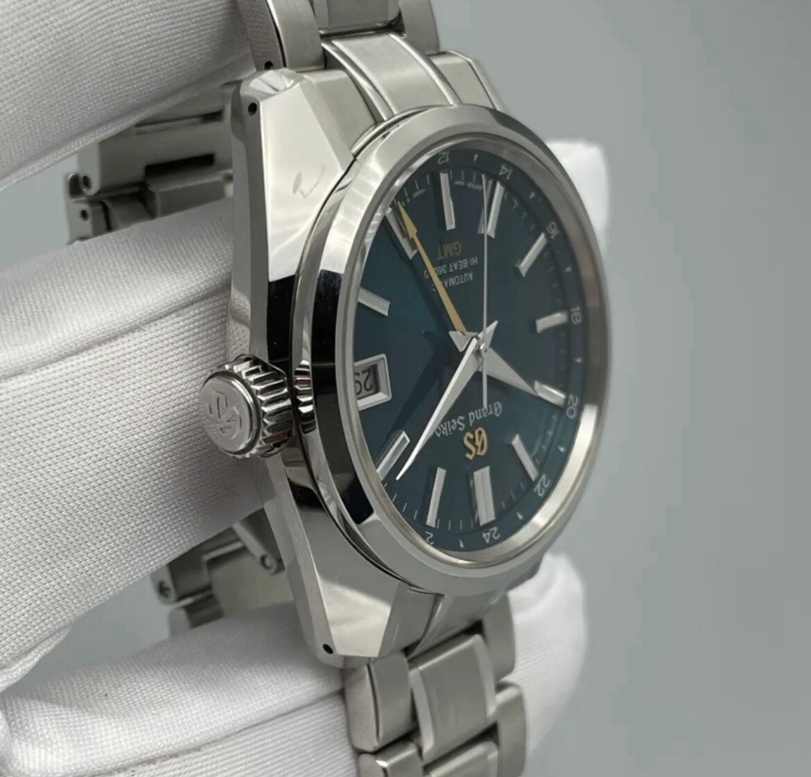 Grand Seiko Gmt Green Peacock Men's Watch - SBGJ227 Grand Seiko Gmt Green Peacock Men's Watch - SBGJ227