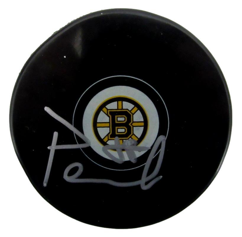 David Pastrnak Signed/Auto Hockey Puck Boston Bruins JSA 186376 