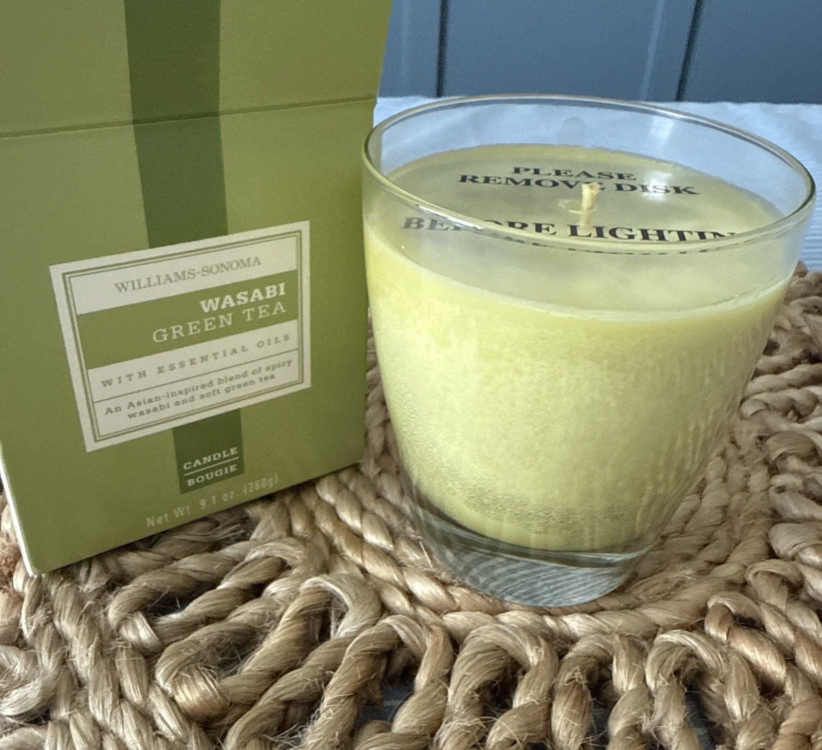 9.1oz Candle &ndash; Essential Oils &ndash; Nib