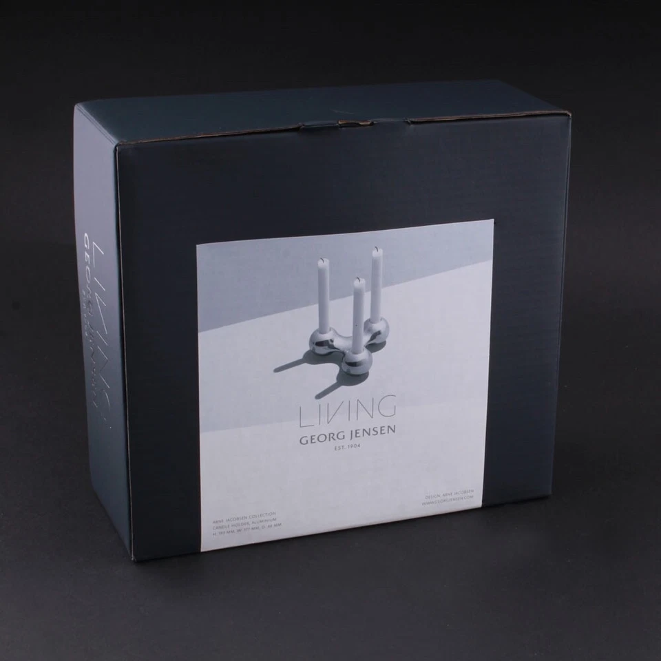 Candelabro GEORG JENSEN AJ. Aluminio. Arne Jacobsen. 3586005. ¡NUEVO! Foto 4 de 4