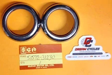 NOS GENUINE SUZUKI GT380 GT750 RE5 1975-76 Front Fork COVER SET 51572-31230 QTY2