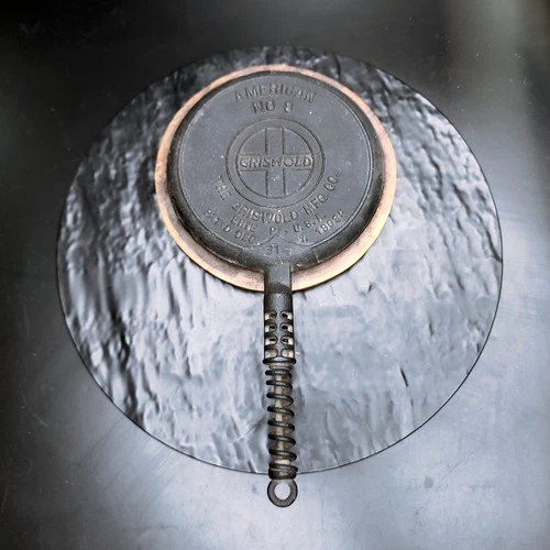 Griswold No.8 Slant Logo American Cast Iron Waffle Iron Erie PA 1908 PARTIAL✓