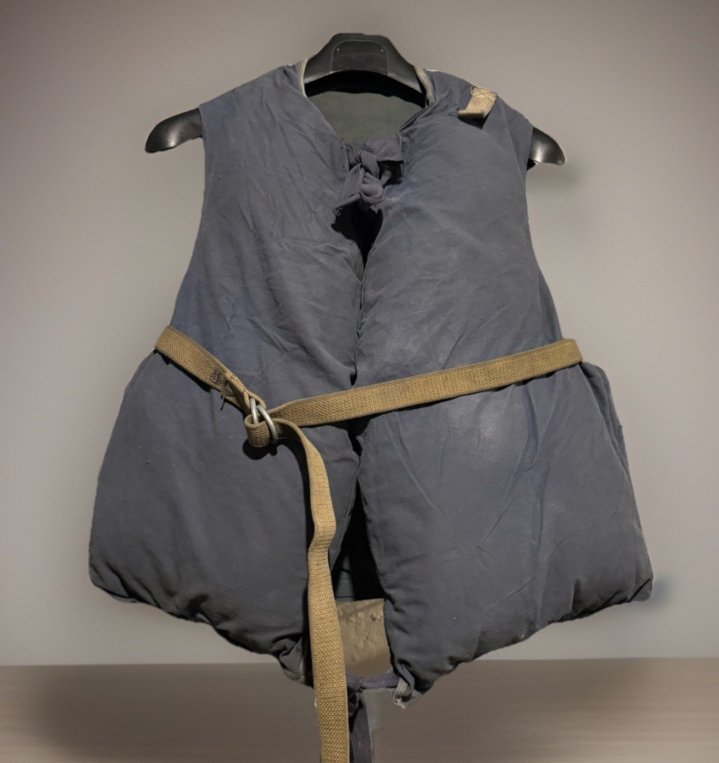 Vintage 1940s Kapok Life Jacket Preserver Vest WWII US NAVY USN
