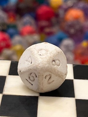 Vintage Armory d10 opaque white rpg ad&d dice quintessential wear 123124@